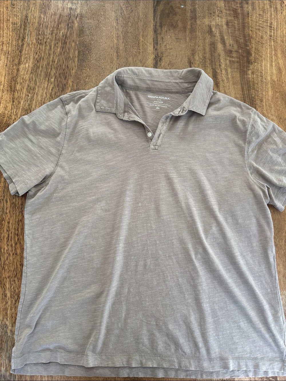 Banana Republic Men's Light Gray Polo Shirt